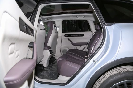 SUV de taille moyenne voiture électrique Leapmotor C11 La combinaison parfaite de puissance et de style