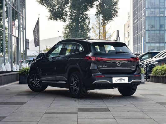 Découvrez le luxe et l'efficacité avec la BENZ EQA Long Range Electric Car