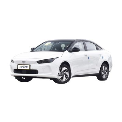 2024 Voitures électriques Géométrie Une berline 4 portes 5 places avec une autonomie de 550 km et une puissance électrique