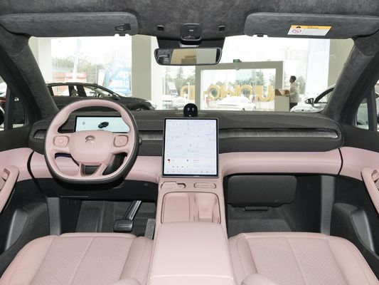 Voiture électrique pure NIO avec batterie au lithium ternaire et au lithium fer-phosphate