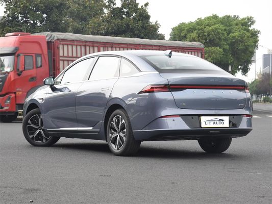 Voiture électrique Xpeng P5 Élevez votre expérience de conduite avec 155 kW de puissance et de style