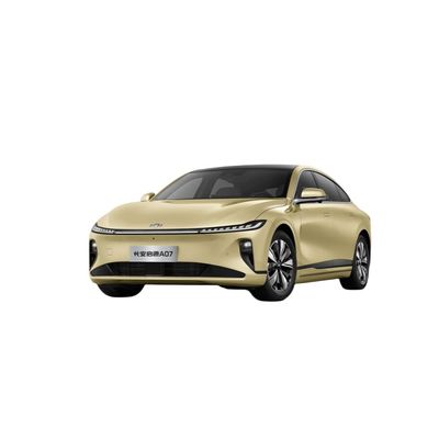 Changan NEVO A07 EV Sedan 2900 mm Arête de roue 4905x1910x1480 mm Véhicule à énergie intelligente
