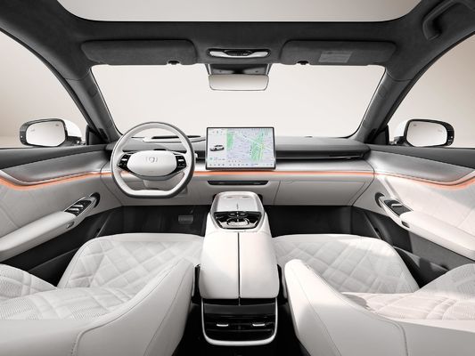 Changan NEVO A07 EV Sedan 2900 mm Arête de roue 4905x1910x1480 mm Véhicule à énergie intelligente