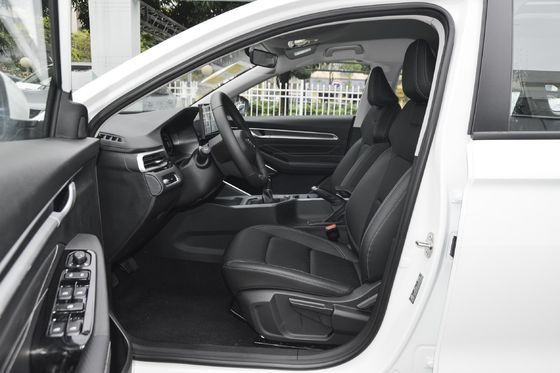 2024 Geely Emgrand 1.5L 1.8L Turbo Fwd Super voitures à essence avec norme d'émission Euro VI
