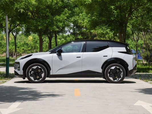 Voiture électrique Zeekr X 560KM en bon état sièges 5 personnes 5 portes 5 SUV pour famille
