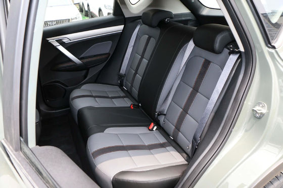Boîte de vitesses automatique SUV Geely Auto Binyue 1.4T/1.5T avec réglage manuel du siège du conducteur