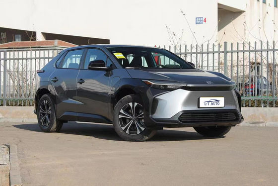 5 sièges et longue portée La combinaison parfaite de 2023 Toyota bZ4X Electric Car