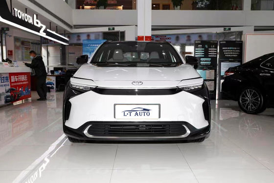 5 portes et 5 sièges BZ4X SUV électrique à quatre roues motrices et batterie à ions de lithium ternaire