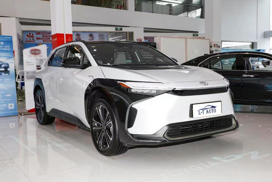 5 portes et 5 sièges BZ4X SUV électrique à quatre roues motrices et batterie à ions de lithium ternaire
