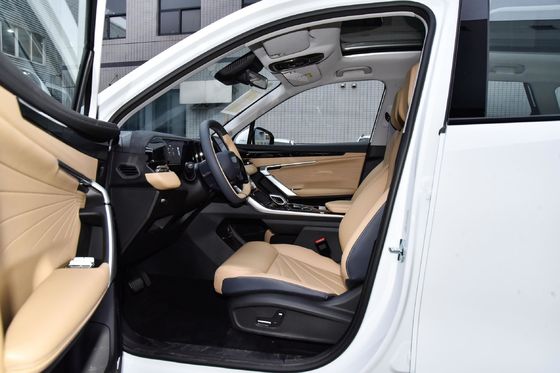 Geely Bo Yue L 1.5T 2.0T SUV turbocompact avec cinq places et cinq portes
