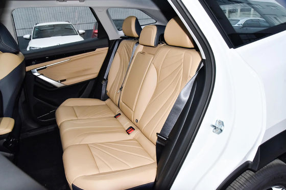 Geely Bo Yue L 1.5T 2.0T SUV turbocompact avec cinq places et cinq portes