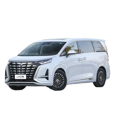 DENZA D9 4x4 MPV 7 places 103.36kWh capacité de batterie double moteur taille moyenne-grande