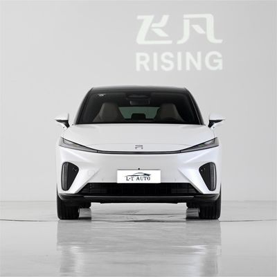 Le SUV électrique RISING R7 est une combinaison parfaite de performance et de portée.