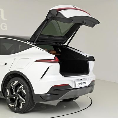 Le SUV électrique RISING R7 est une combinaison parfaite de performance et de portée.