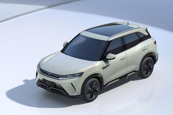 Une batterie au lithium-fer-phosphate à longue portée de 401 km