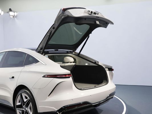 Feifan F7 voiture électrique avec 702 km de portée de croisière purement électrique et 200 km/h de vitesse élevée