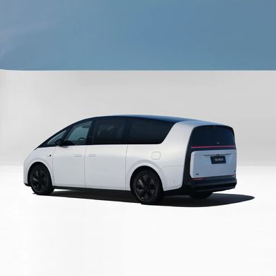 5.5s Temps d'accélération à 100km Lixiang Mega L7 L8 L9 Le meilleur MPV moyen pour les grandes familles