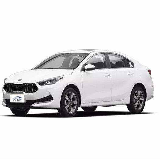 2024 KIA K3 Economy EV Car Compact Sedan Voiture avec une autonomie de 410 km et une vitesse maximale de 165 km/h
