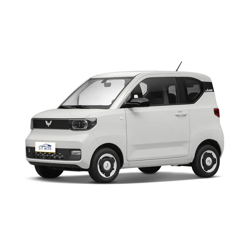 100% électrique Wuling Mini EV voiture à vitesse maximale de 100 km/h et BAIE de 2010 mm