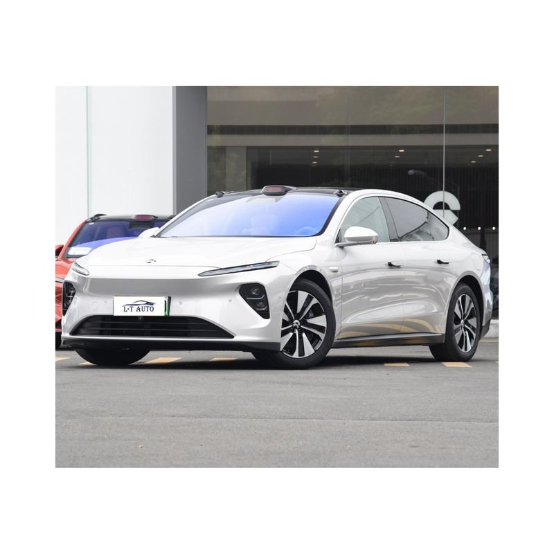 675 km de portée NIO ET7/ET5 EV Automobiles à grande vitesse Véhicules à énergie avec batterie au lithium ternaire