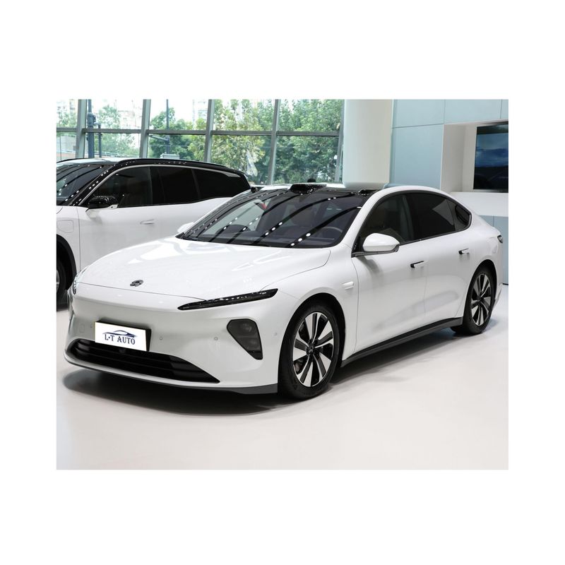 Pure électrique 2024 voiture de luxe à gauche La combinaison parfaite de style et d' énergie