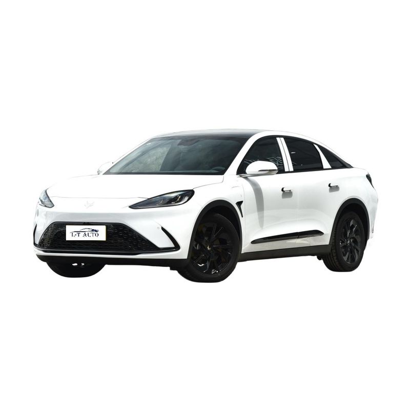 Arcfox Alpha TS SUV électrique avec 160 kW de puissance maximale et 0,42 heure de charge