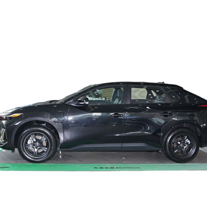 Avancez dans votre secteur avec le Toyota BZ4X, le SUV de longue durée le plus performant